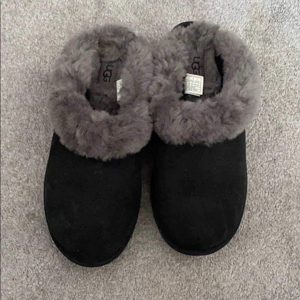 COPY - Ugg slippers
